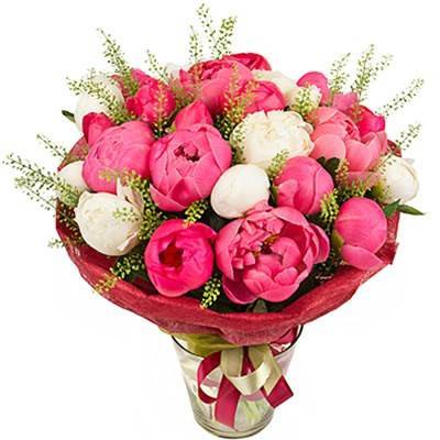 Букет из пионов яркие чувства 