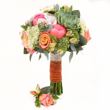 Букет невесты с пионами «Нежная роскошь»