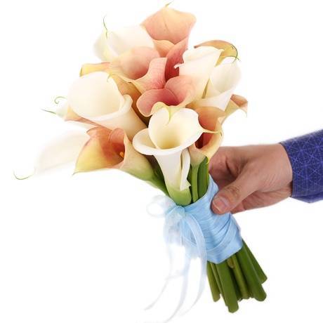 Букет невесты из Калл