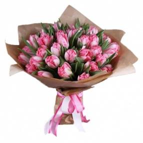 Букет из 31 розового тюльпана