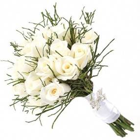 Букет невесты с розами Заря «Белая сказка»